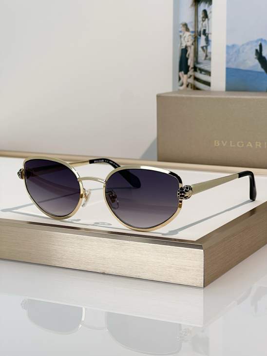 Picture of Bvlgari Sunglasses _SKUfw80444091fw